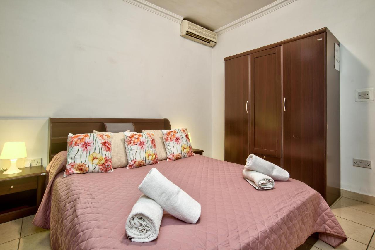 Morina Court - St Julians Seaside Bliss Apartments And Penthouse By Shortletsmalta San Ġiljan Extérieur photo