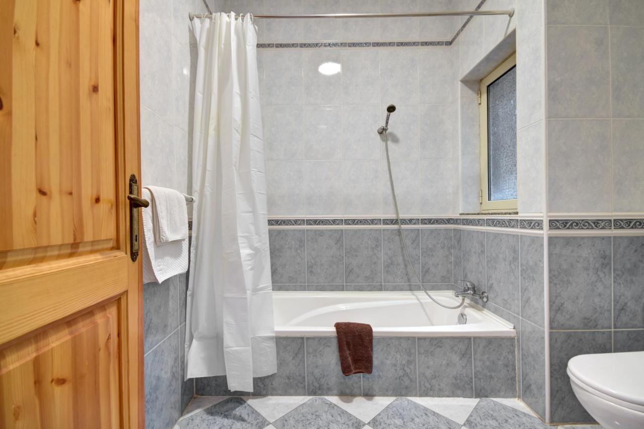 Morina Court - St Julians Seaside Bliss Apartments And Penthouse By Shortletsmalta San Ġiljan Extérieur photo