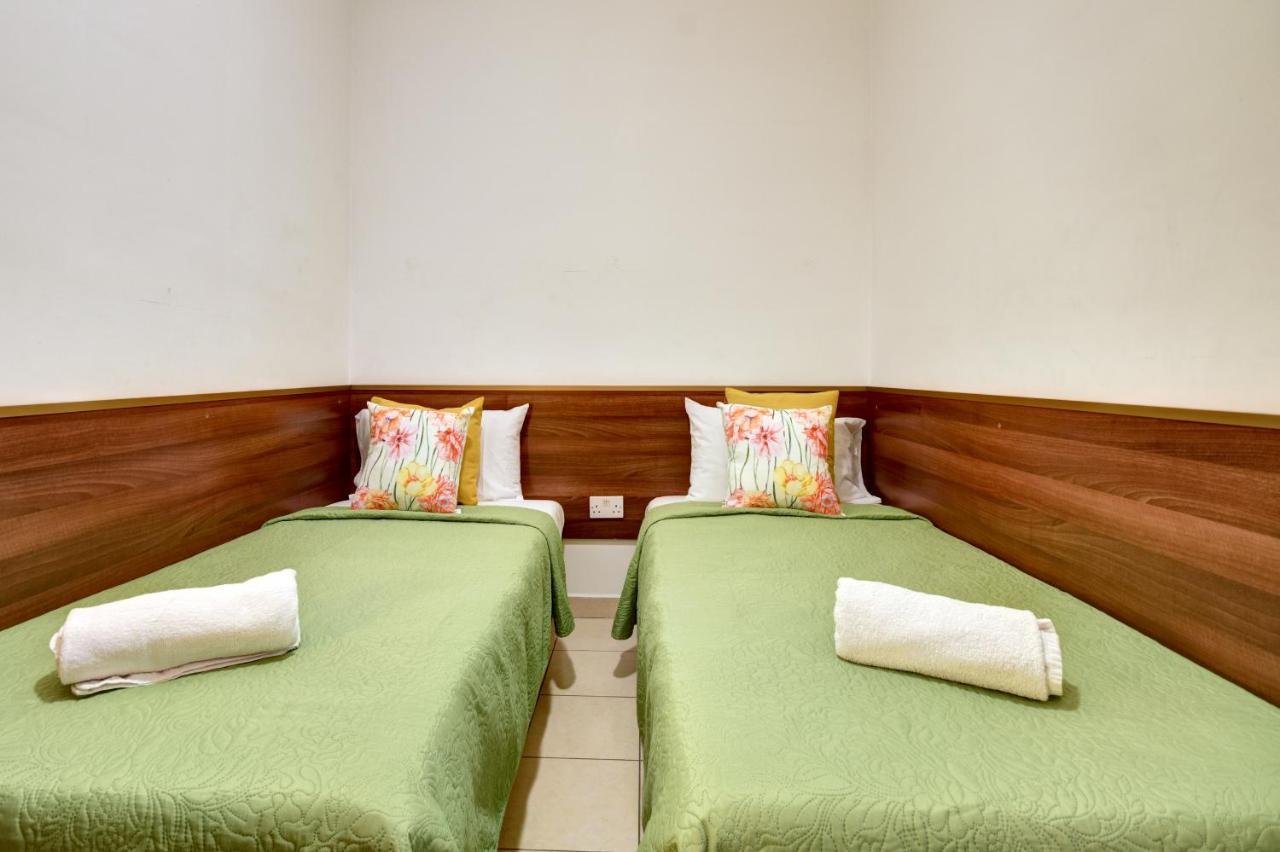 Morina Court - St Julians Seaside Bliss Apartments And Penthouse By Shortletsmalta San Ġiljan Extérieur photo